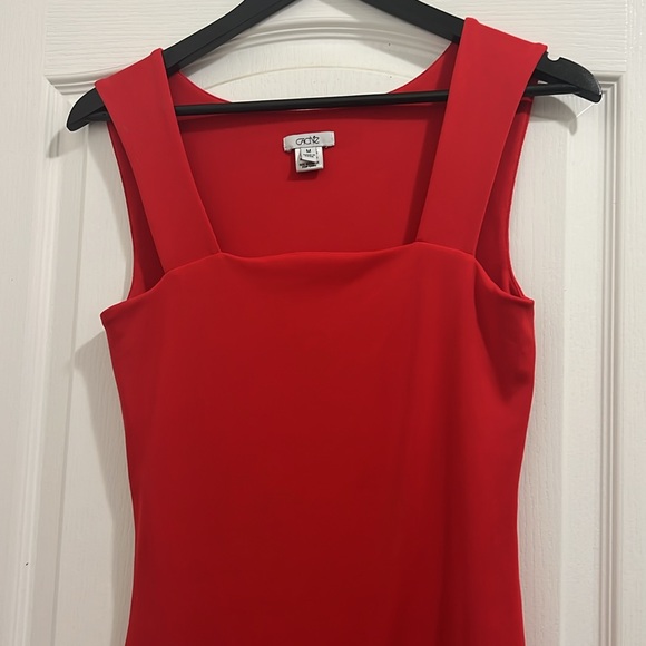 Cache beautiful red tank top size M excellent condition - Picture 3 of 6